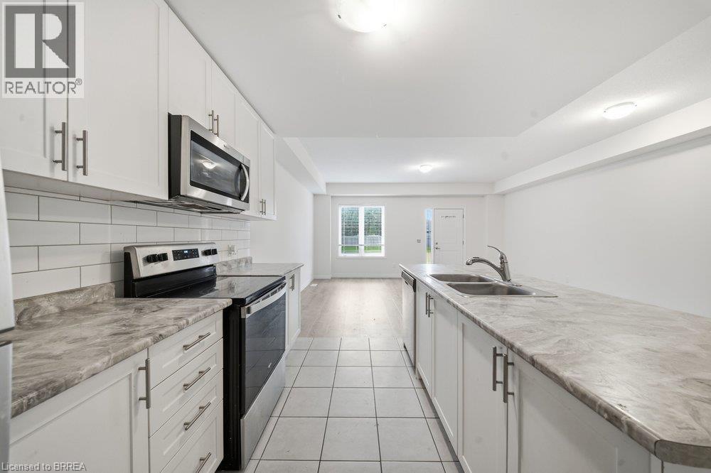 77 Diana Avenue Unit# 87, Brantford, Ontario  N3T 0R6 - Photo 11 - 40857156