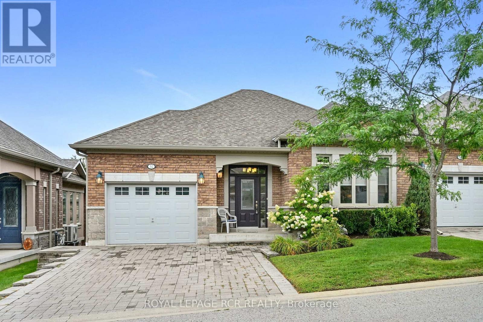 32 HILLCREST DRIVE, New Tecumseth, Ontario