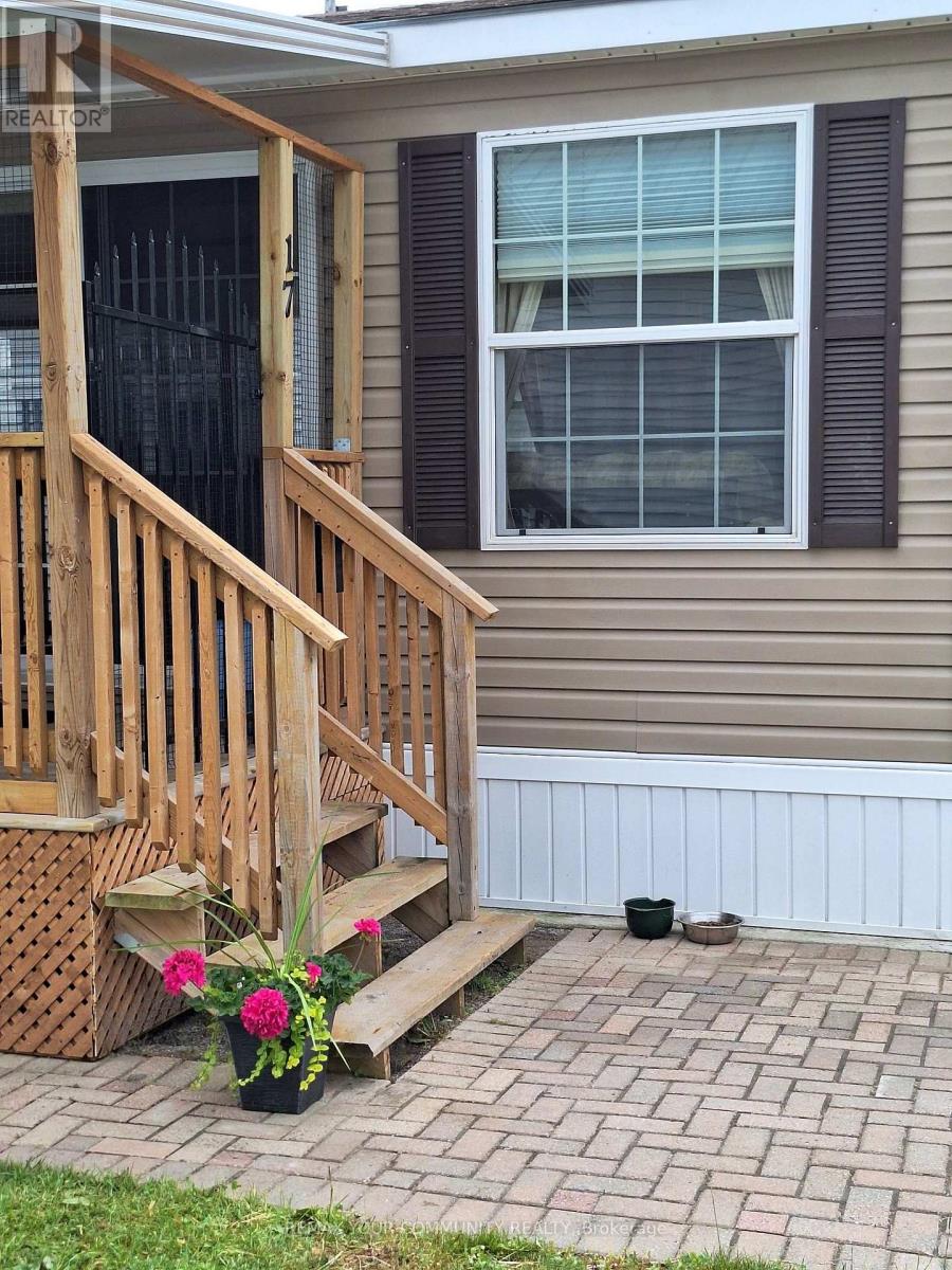 17 Second Street, Essa, Ontario  L0M 1B3 - Photo 4 - N13721306