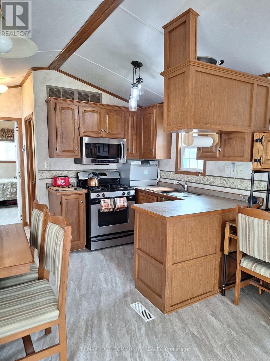 17 Second Street, Essa, Ontario  L0M 1B3 - Photo 6 - N13721306