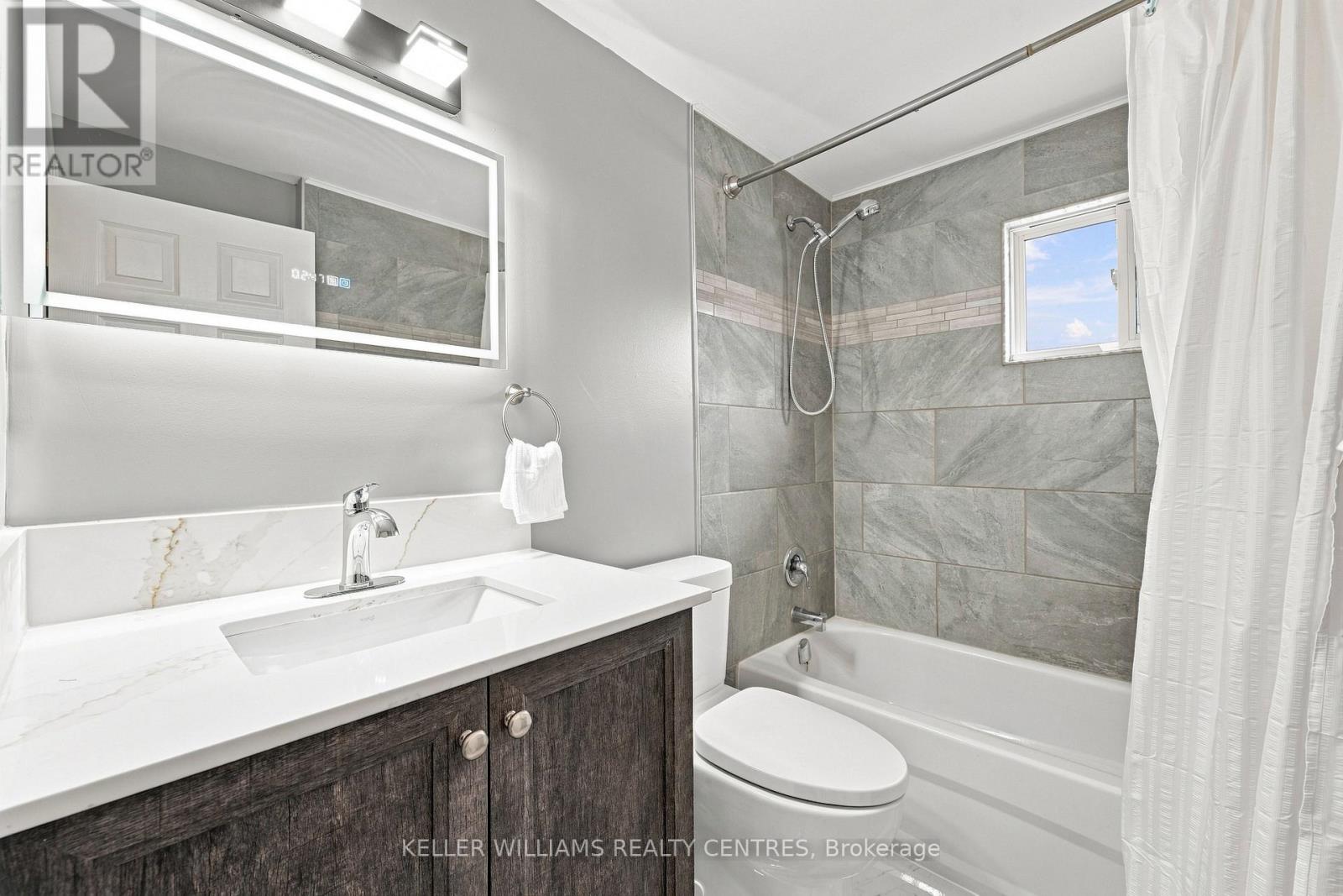 36 Chaucer Crescent, Barrie (Letitia Heights), Ontario  L4N 4T7 - Photo 19 - S13721386