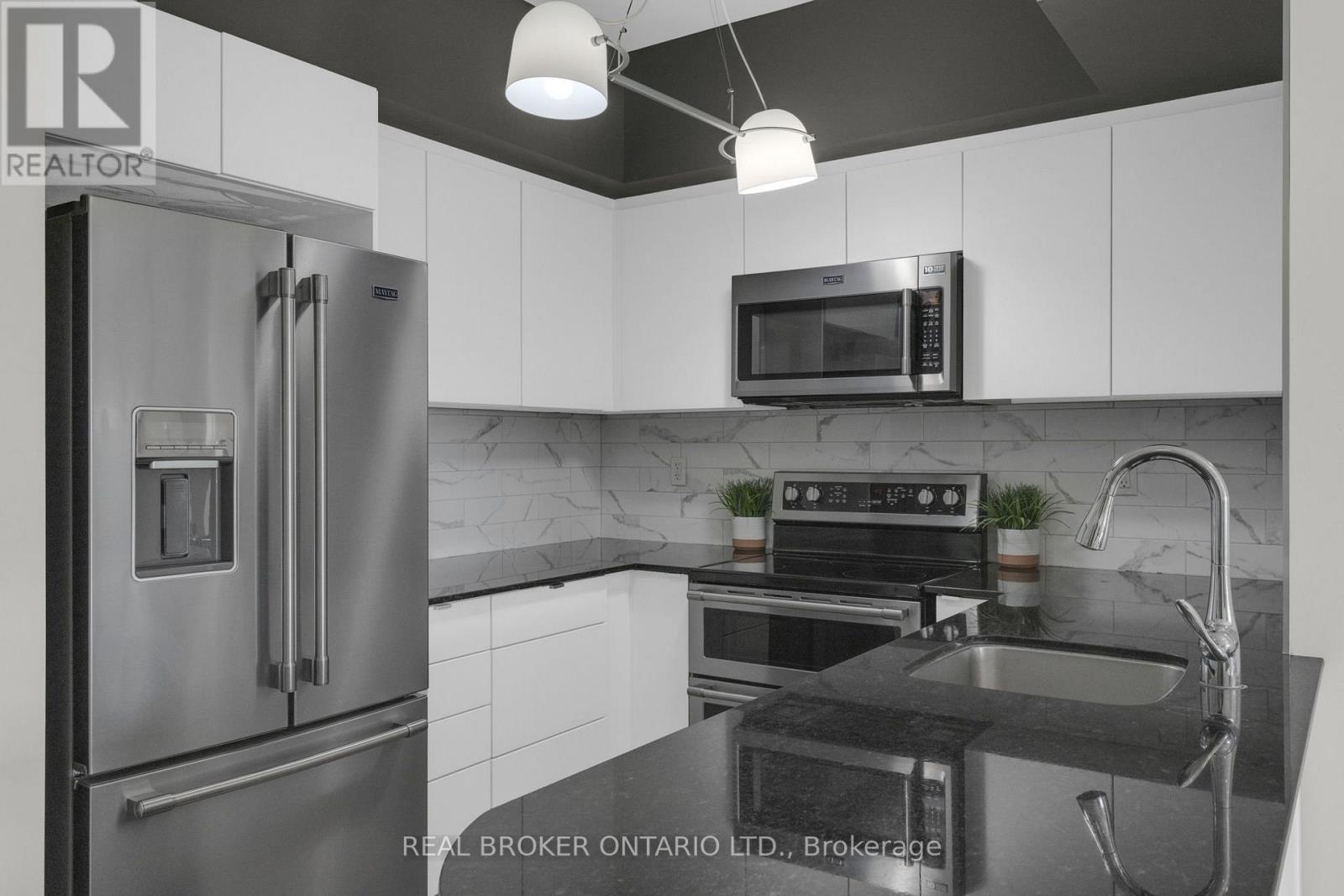 604 - 299 Cundles Road E, Barrie, Ontario  L4M 0K9 - Photo 4 - S13721448