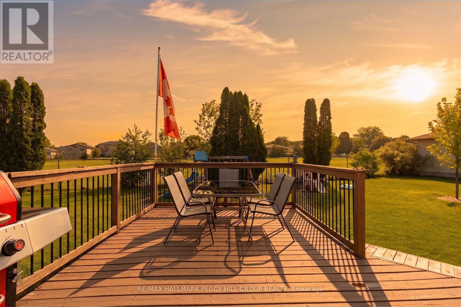 5 Allan Court, Springwater (Elmvale), Ontario  L0L 1P0 - Photo 3 - S13721518