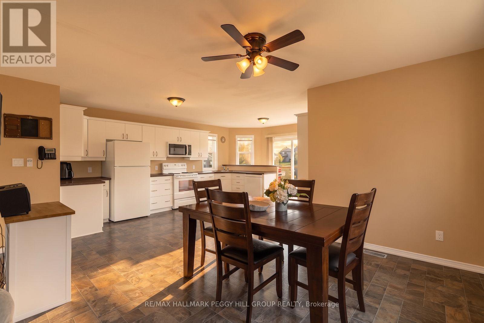 5 Allan Court, Springwater (Elmvale), Ontario  L0L 1P0 - Photo 4 - S13721518