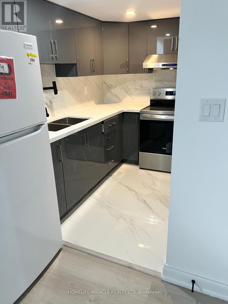 23 Aldenham Street, Brampton, Ontario  L6X 5S2 - Photo 8 - W13721274