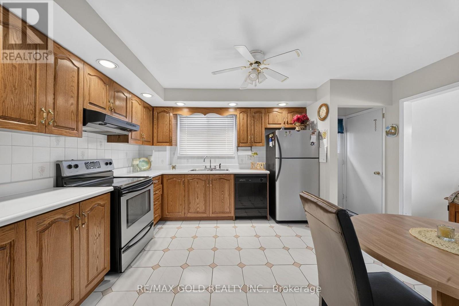 25 Drayton Crescent, Brampton, Ontario  L6T 3G6 - Photo 18 - W13721284
