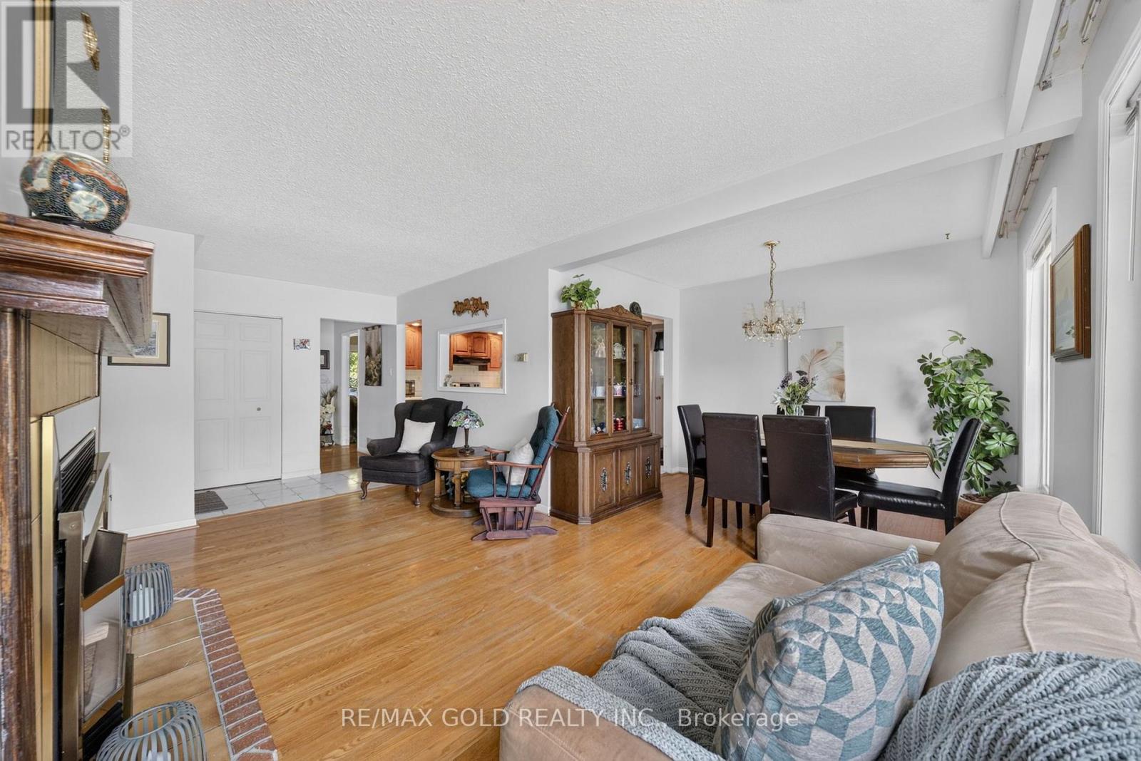 25 Drayton Crescent, Brampton, Ontario  L6T 3G6 - Photo 8 - W13721284
