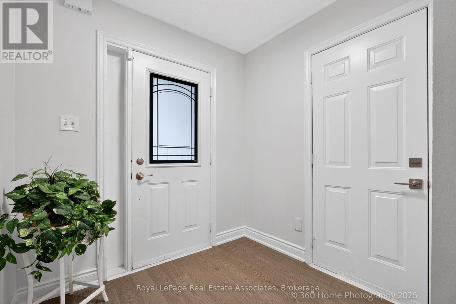 43 Hillsburgh Drive, Brampton, Ontario  L6X 4Z4 - Photo 1 - W13721348