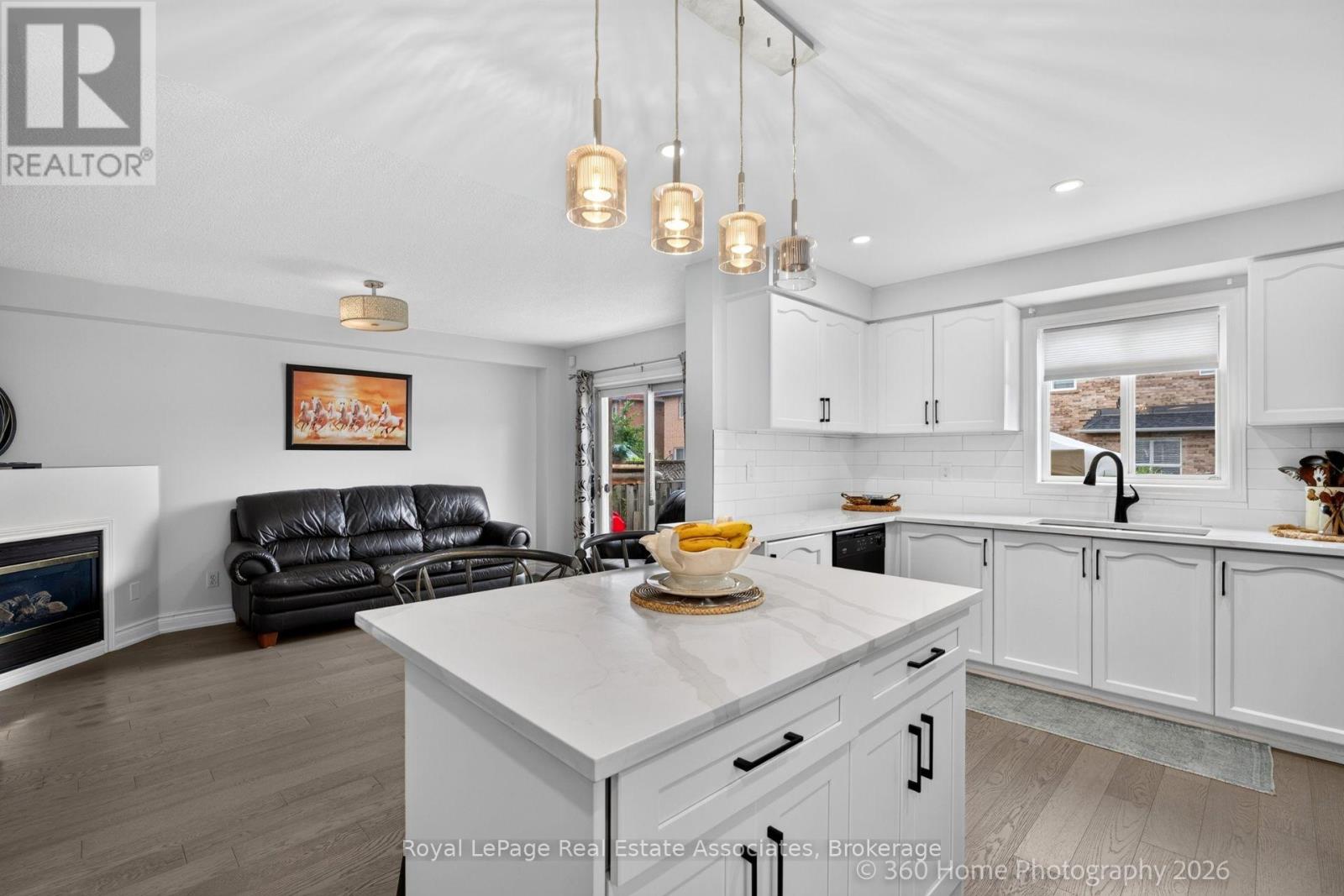 43 Hillsburgh Drive, Brampton, Ontario  L6X 4Z4 - Photo 10 - W13721348