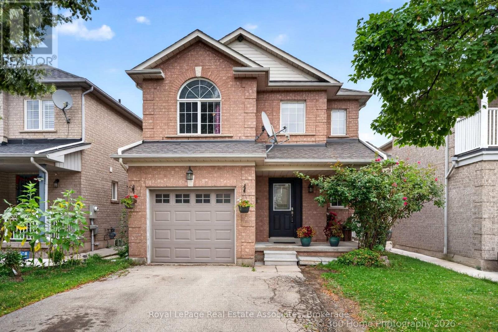 43 Hillsburgh Drive, Brampton, Ontario  L6X 4Z4 - Photo 6 - W13721348