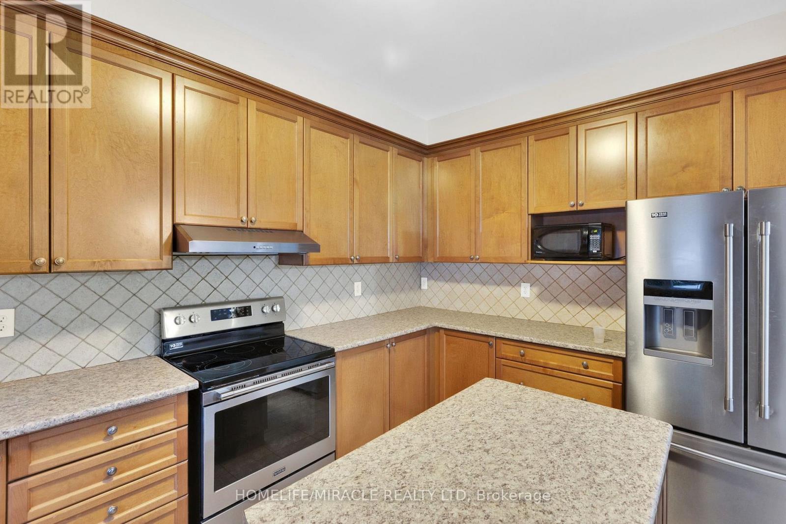 Main & Upper Floor - 15 Chetholme Place E, Halton Hills, Ontario  L7G 0B5 - Photo 10 - W13721356