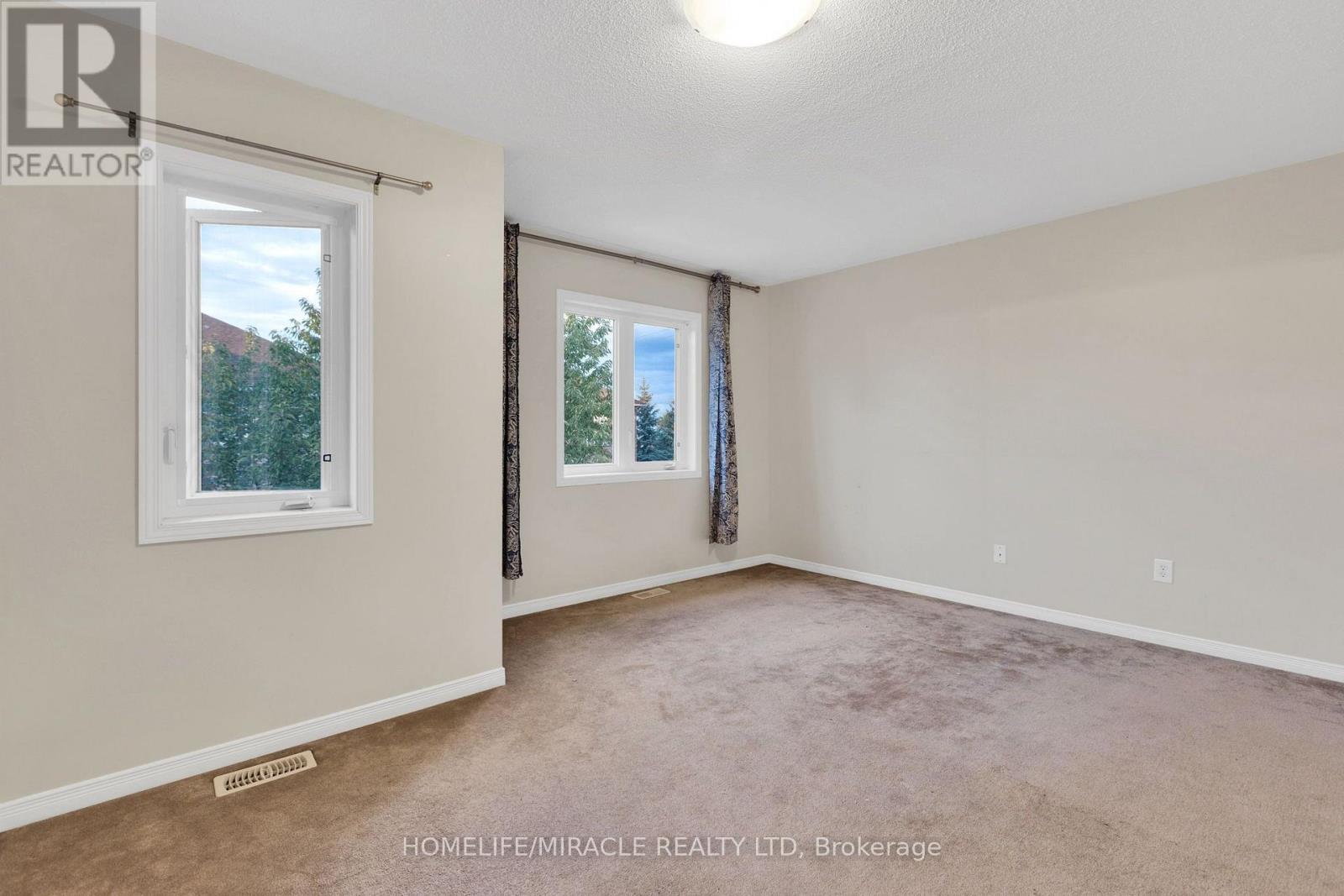 Main & Upper Floor - 15 Chetholme Place E, Halton Hills, Ontario  L7G 0B5 - Photo 21 - W13721356