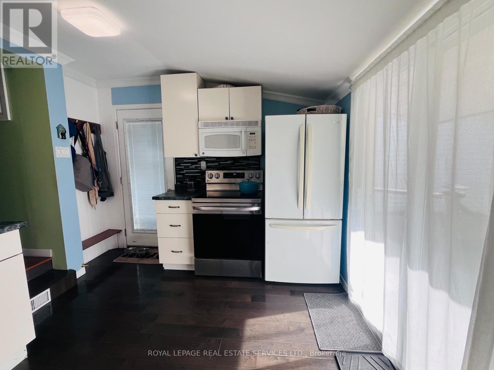 30 College Street, Halton Hills, Ontario  L7G 2N7 - Photo 12 - W13721360