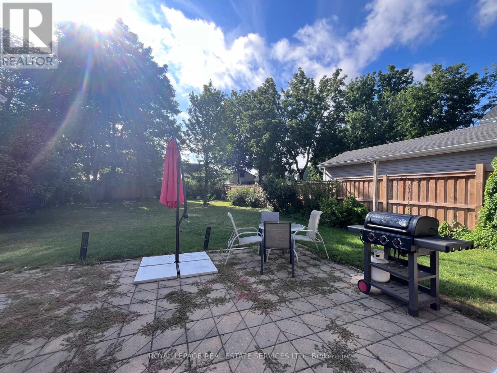 30 College Street, Halton Hills, Ontario  L7G 2N7 - Photo 15 - W13721360