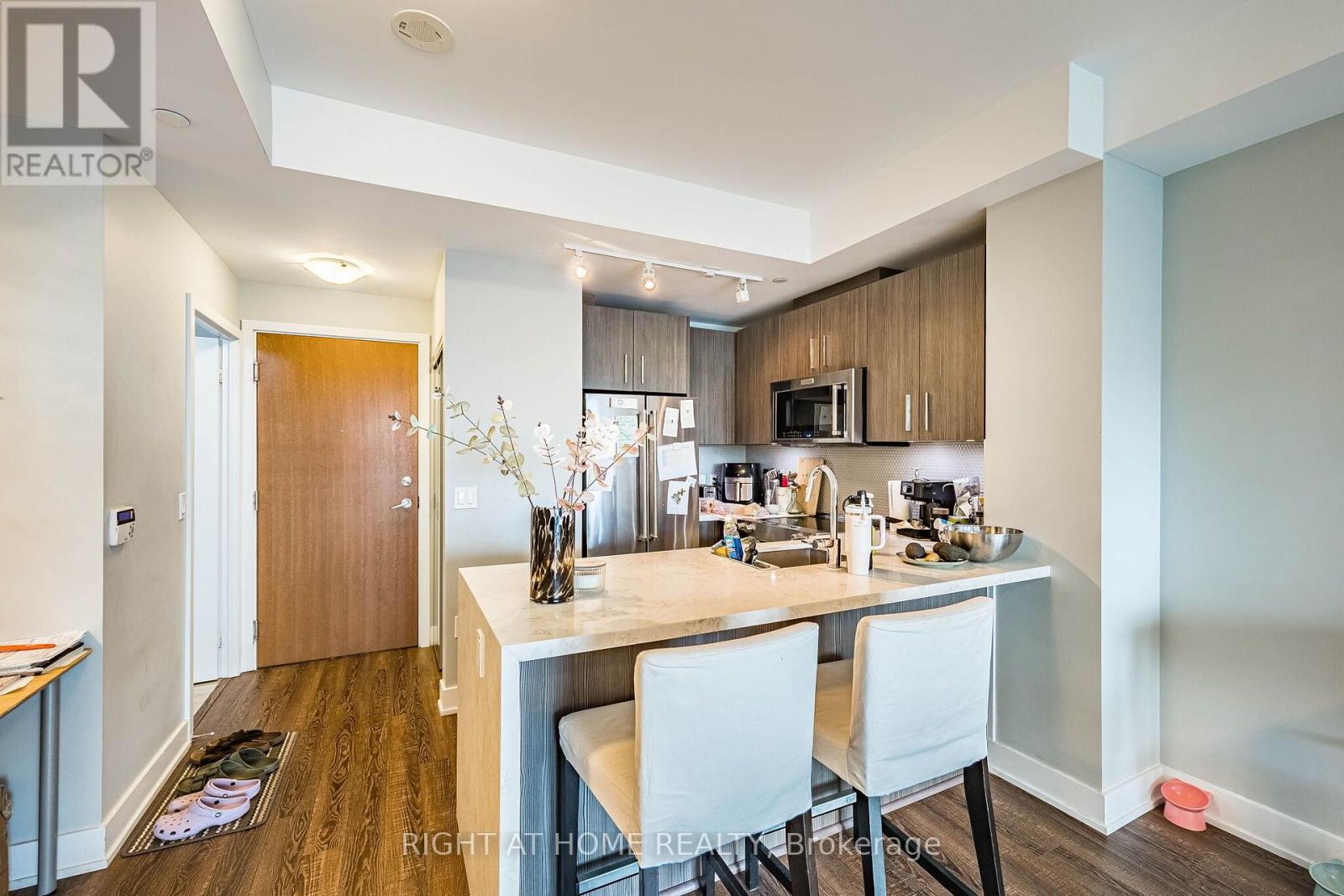 431 - 30 Shore Breeze Drive, Toronto, Ontario  M8V 0J1 - Photo 6 - W13721414
