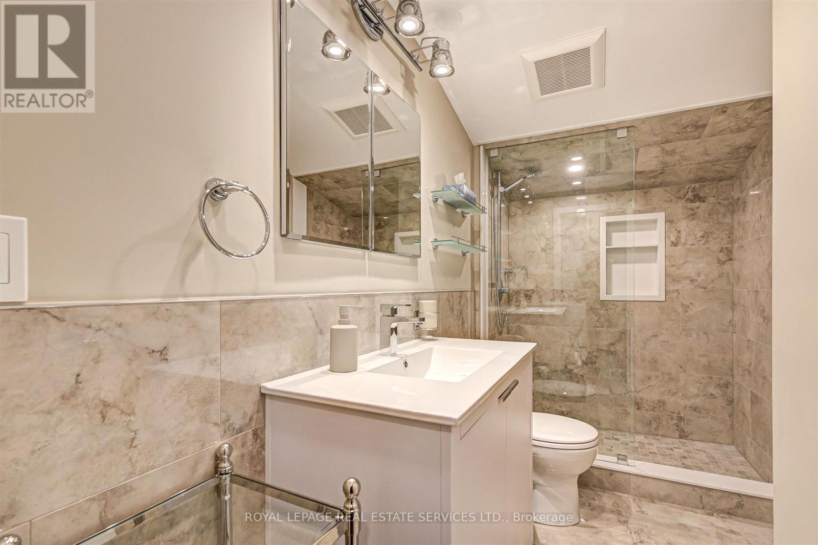 3 - 150 Medland Street, Toronto, Ontario  M6P 2N5 - Photo 16 - W13721468
