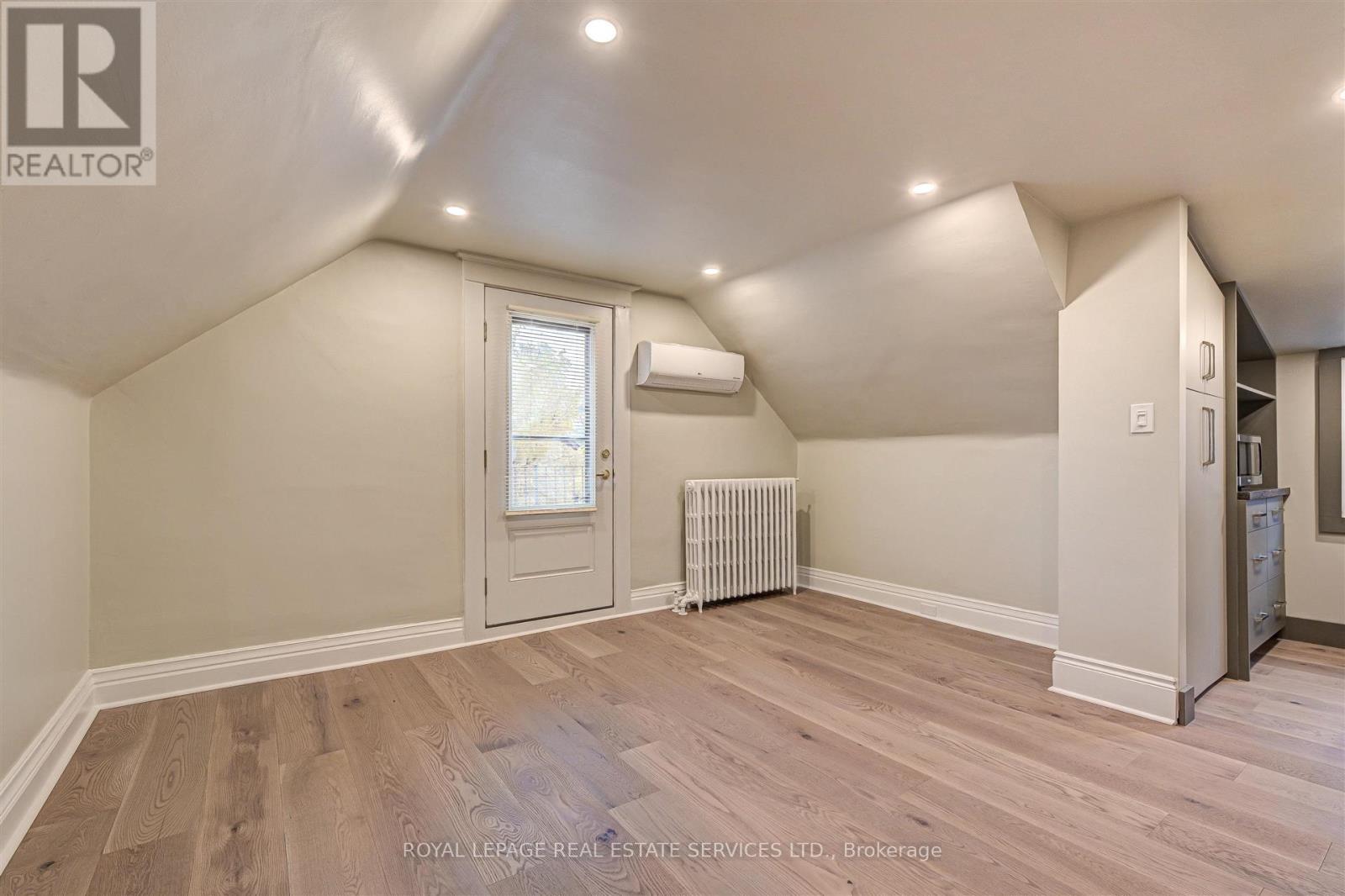 3 - 150 Medland Street, Toronto, Ontario  M6P 2N5 - Photo 5 - W13721468