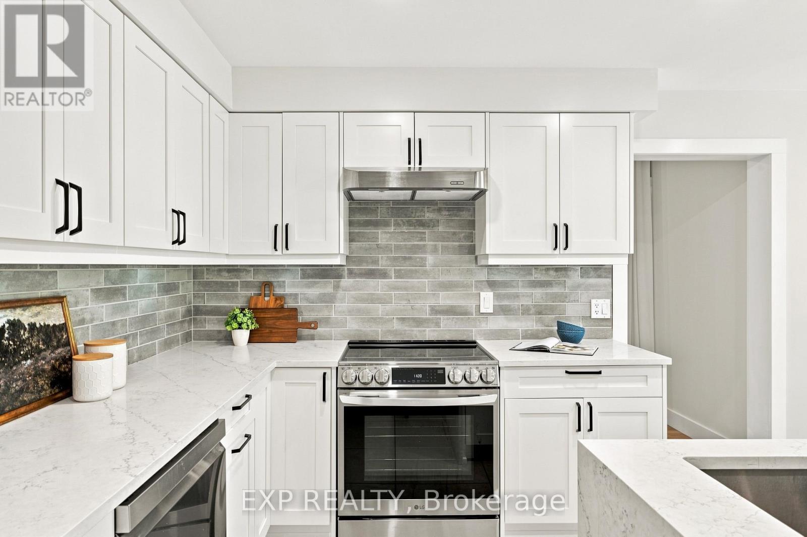 62 Corfield Drive, Kitchener, Ontario N2A 3W9 - Photo 17 - X13721272