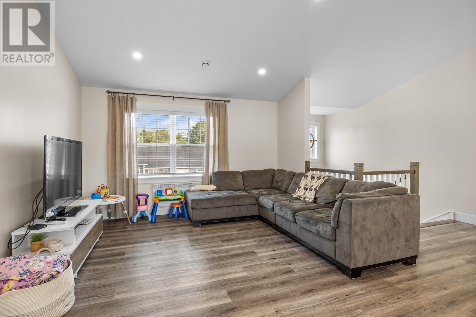 43 Stephanie Drive, Cornwall, Prince Edward Island  C0A 1H4 - Photo 12 - 202621774