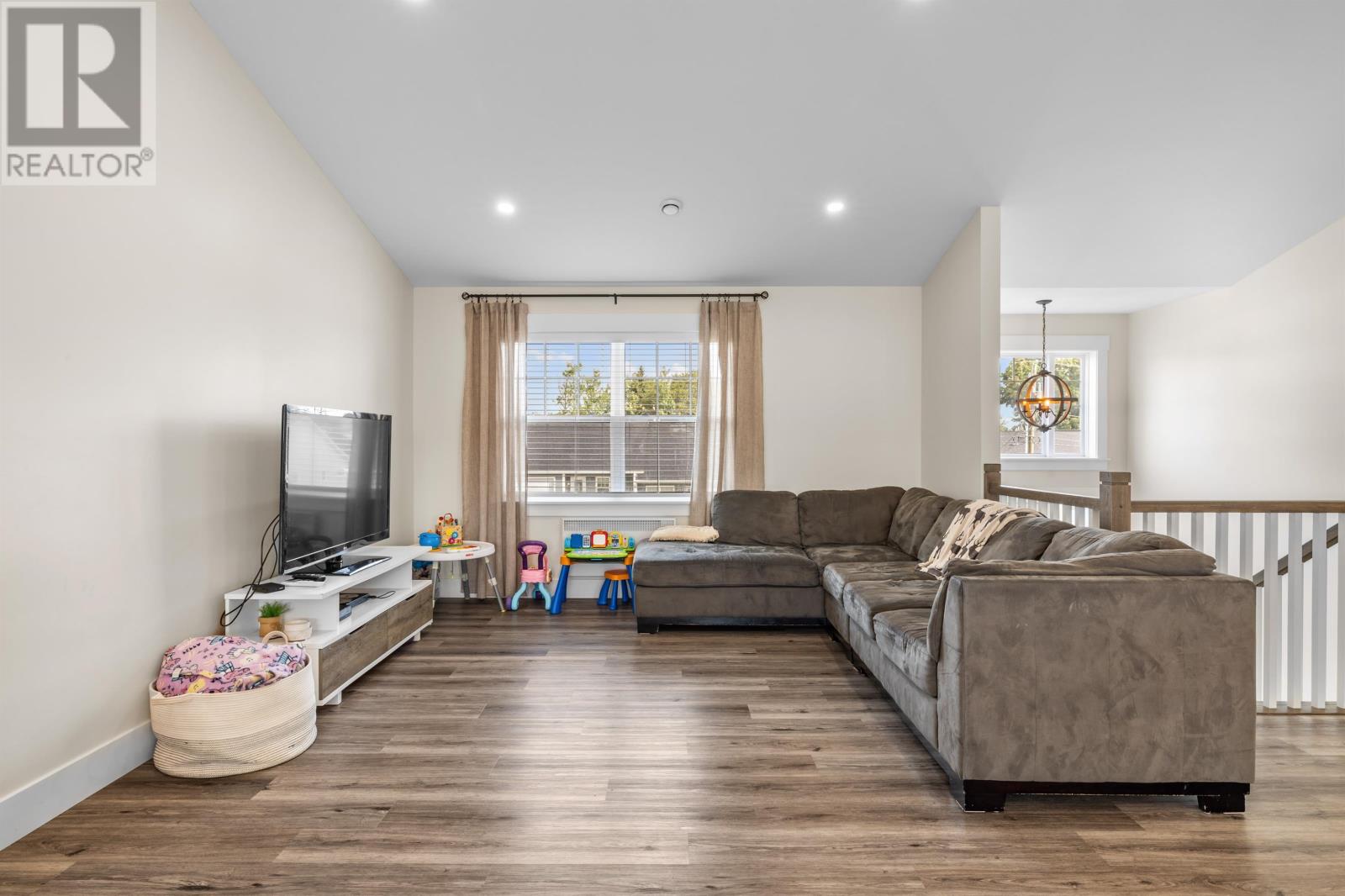 43 Stephanie Drive, Cornwall, Prince Edward Island  C0A 1H4 - Photo 13 - 202621774