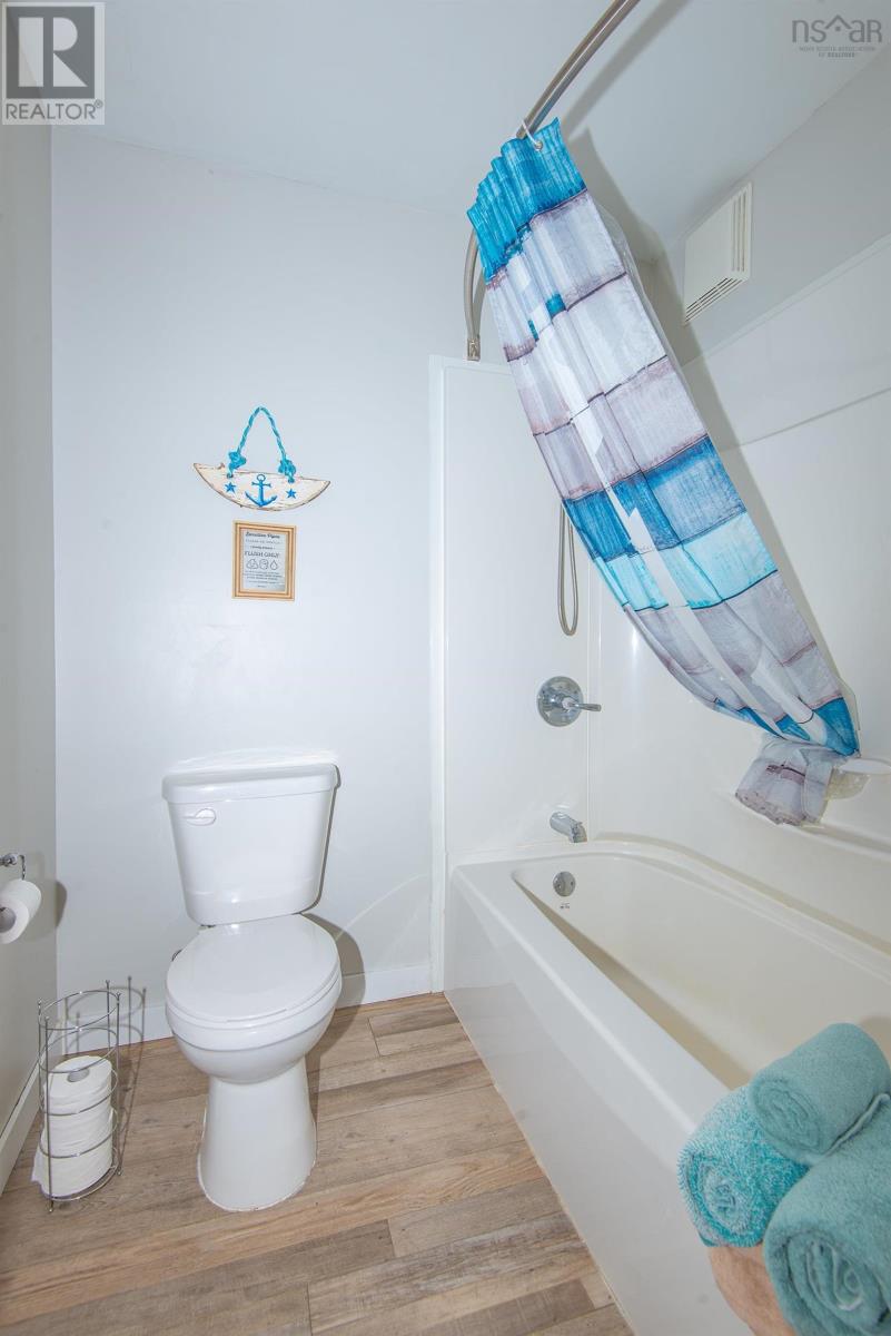 5956 Highway 1, Mavillette, Nova Scotia  B5A 5B3 - Photo 13 - 202608854