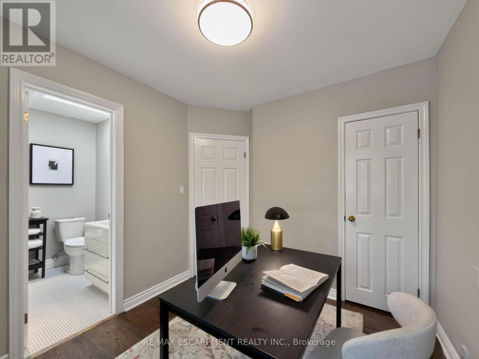 1239 Baldwin Drive, Oakville, Ontario  L6J 2W4 - Photo 15 - W13695820