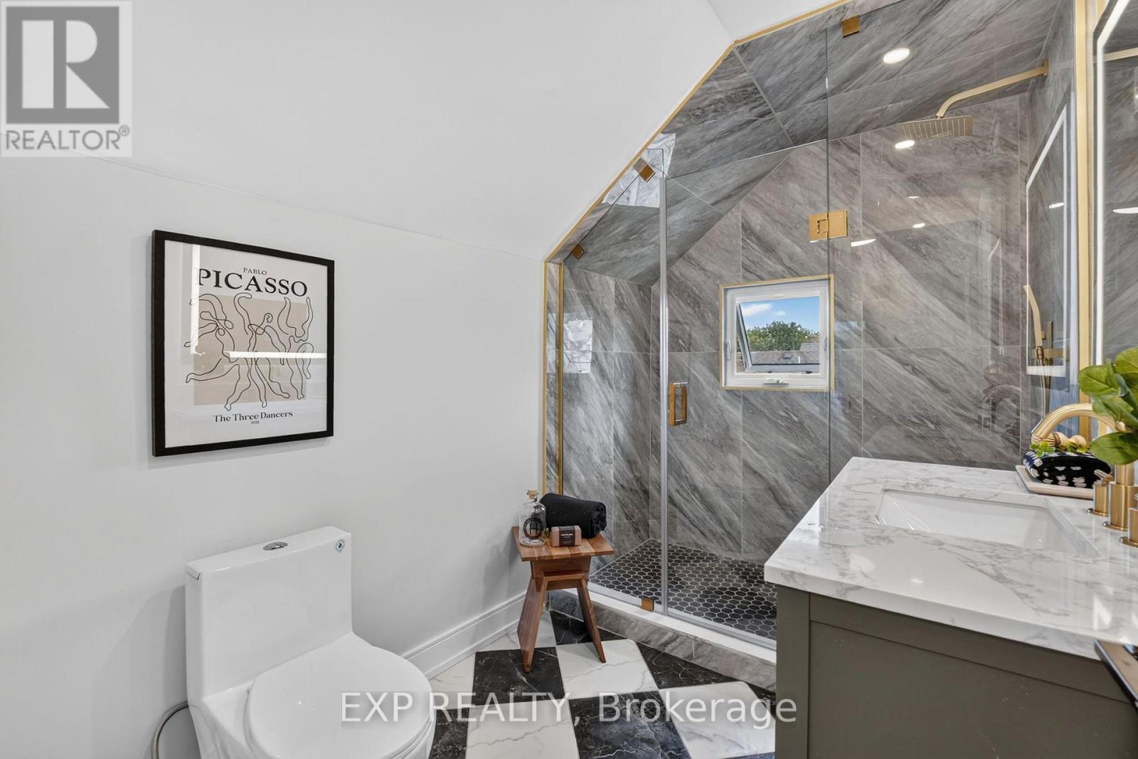 174 London Street N, Hamilton, Ontario L8H 4C2 - Photo 35 - X13713536