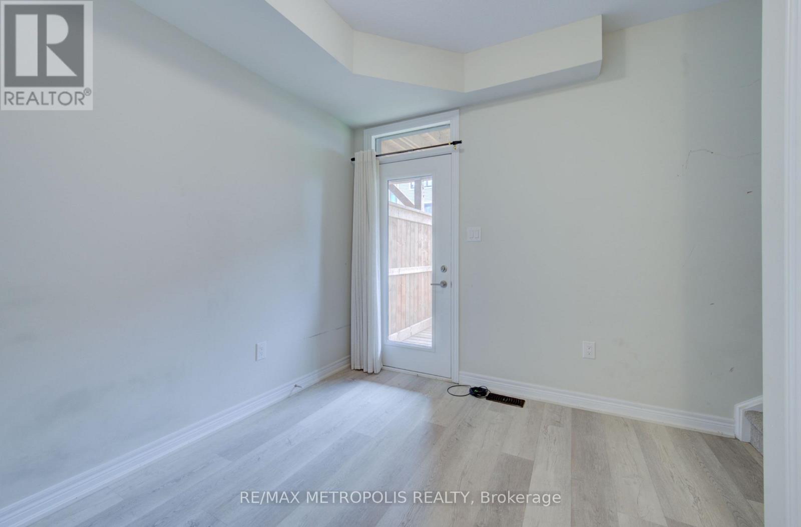 #14 - 10 Birmingham Drive, Cambridge, Ontario  N1R 0C6 - Photo 7 - X13717142