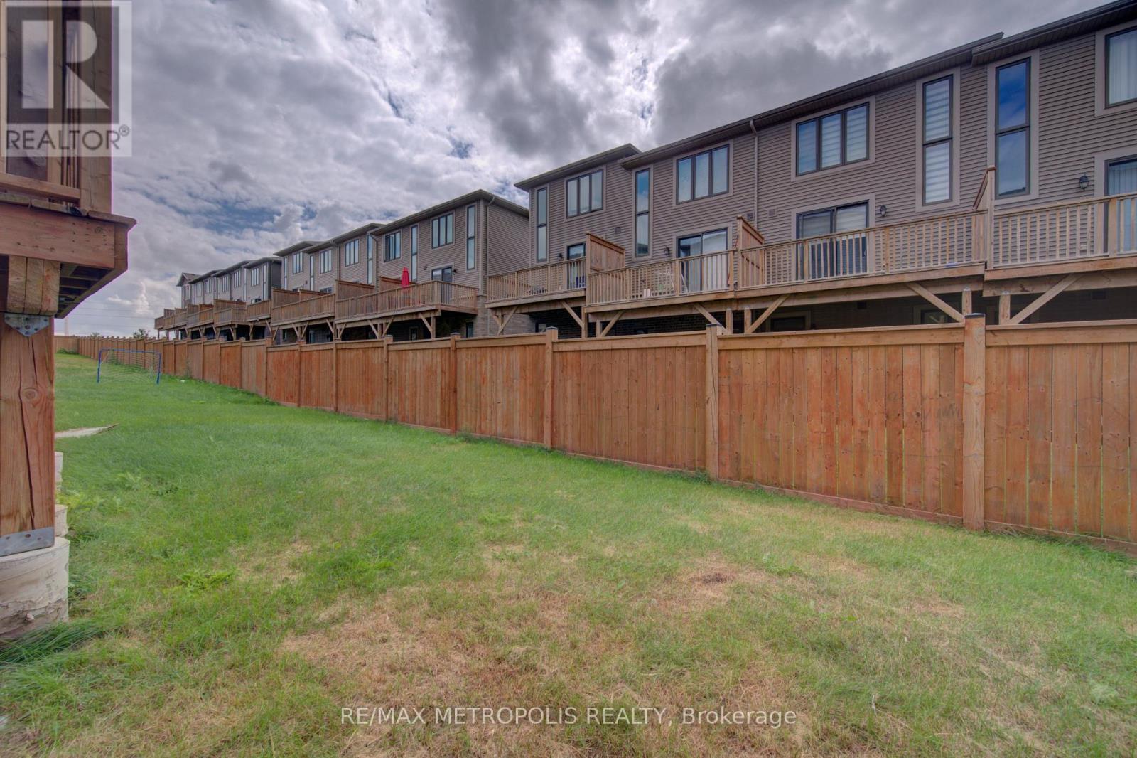 #14 - 10 Birmingham Drive, Cambridge, Ontario  N1R 0C6 - Photo 33 - X13717142