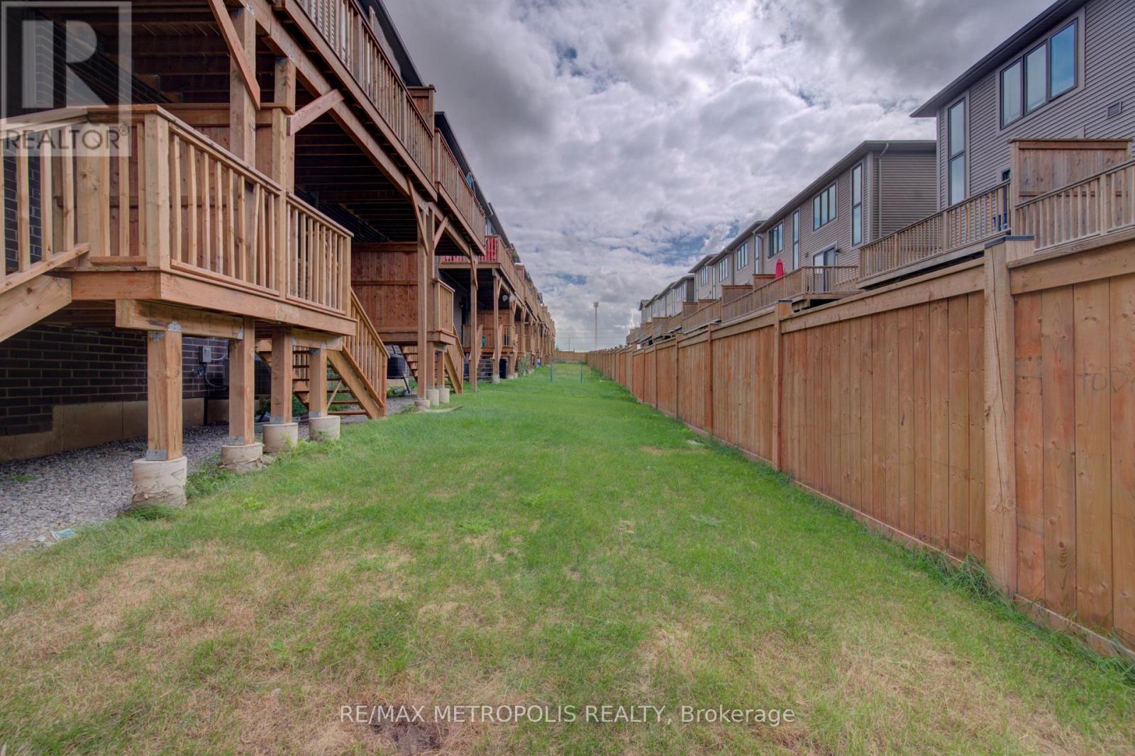 #14 - 10 Birmingham Drive, Cambridge, Ontario  N1R 0C6 - Photo 35 - X13717142