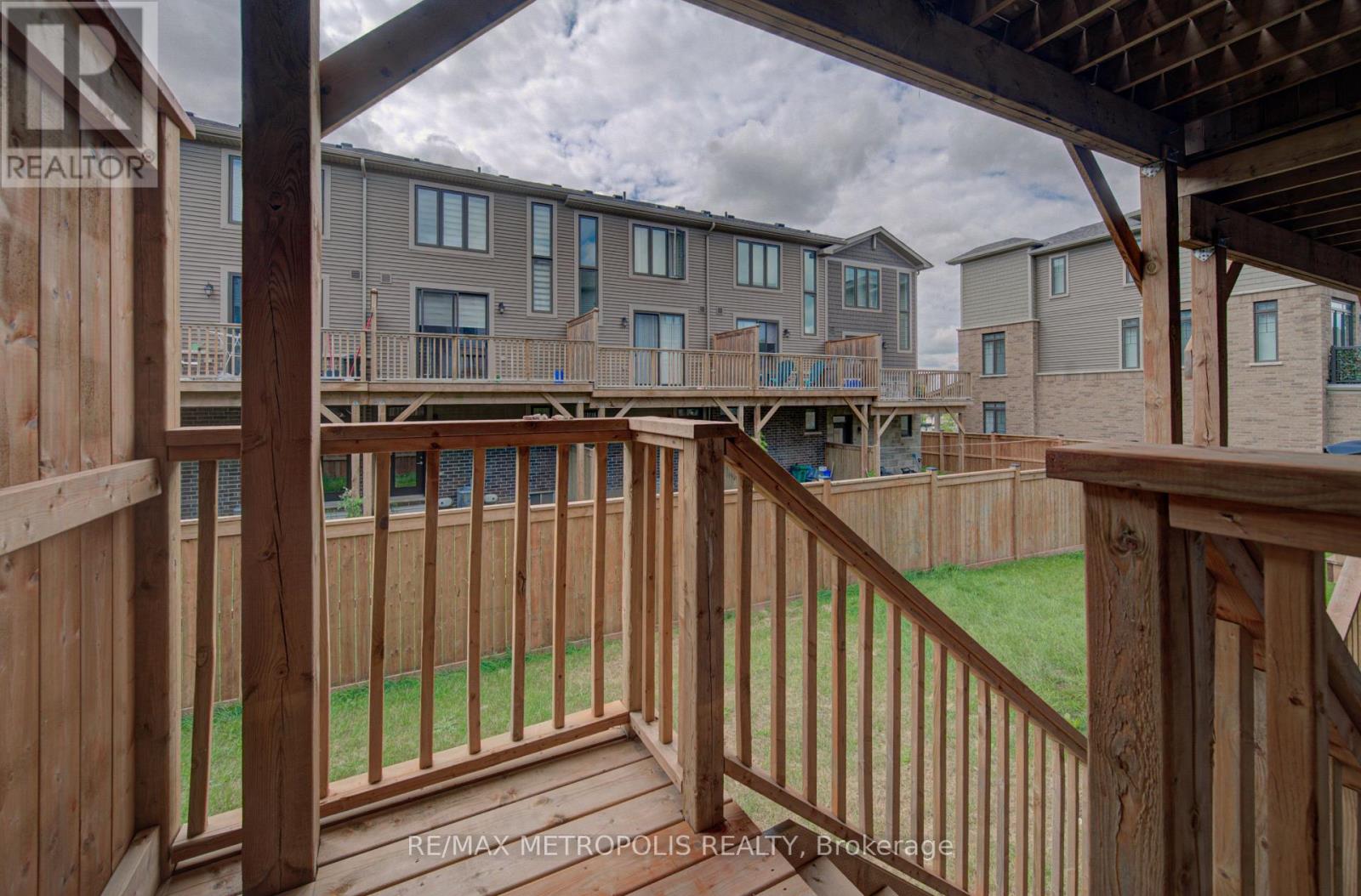 #14 - 10 Birmingham Drive, Cambridge, Ontario  N1R 0C6 - Photo 32 - X13717142