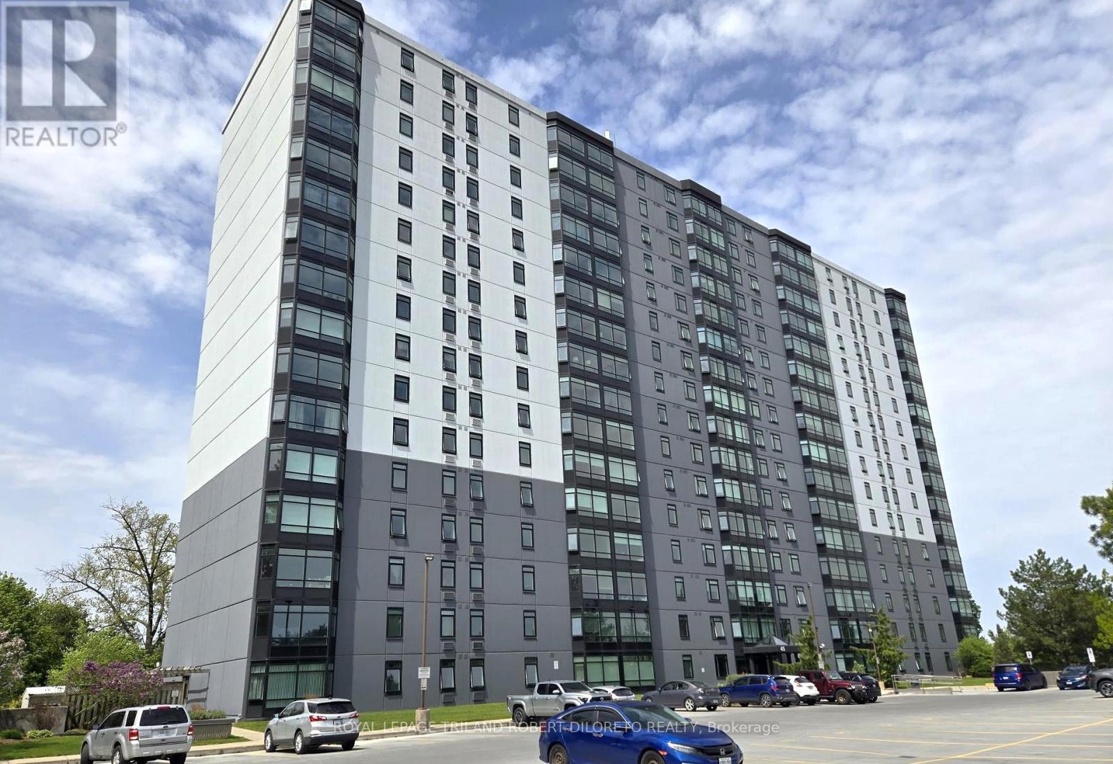 205 - 45 Pond Mills Road, London South, Ontario  N5Z 4W5 - Photo 1 - X13721546