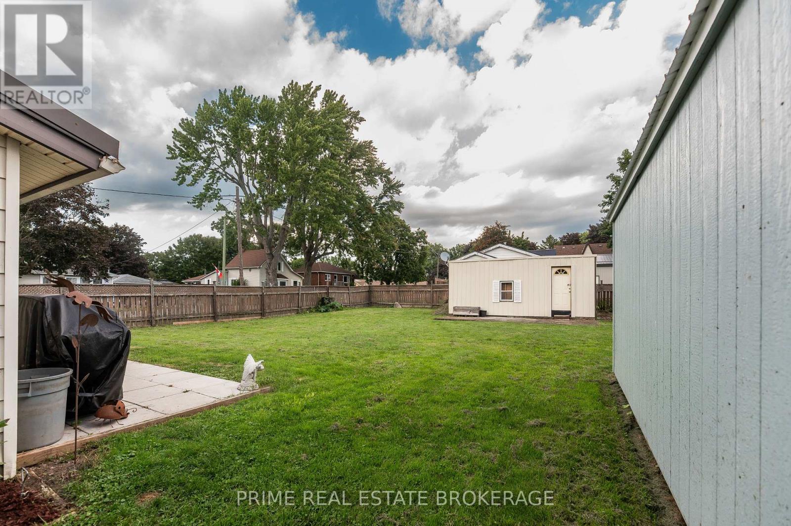 221 Third Street, West Elgin, Ontario  N0L 2C0 - Photo 36 - X13721564