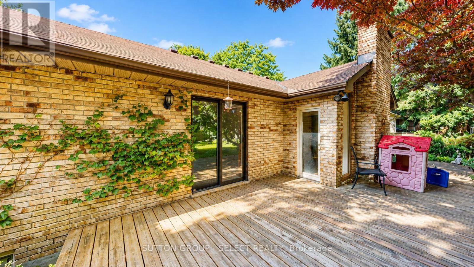 34 Pine Ridge Drive, London North, Ontario  N5X 3G8 - Photo 44 - X13721650