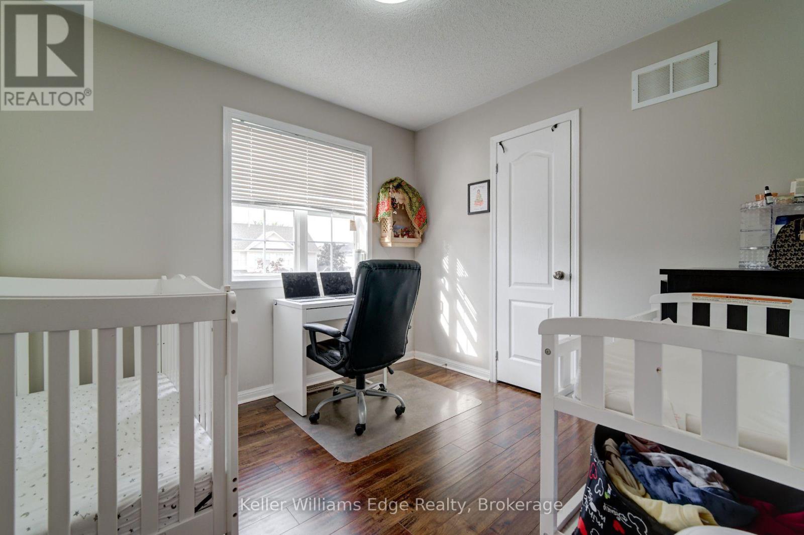 4028 Donnic Drive, Burlington, Ontario  L7M 0A7 - Photo 13 - W13721648