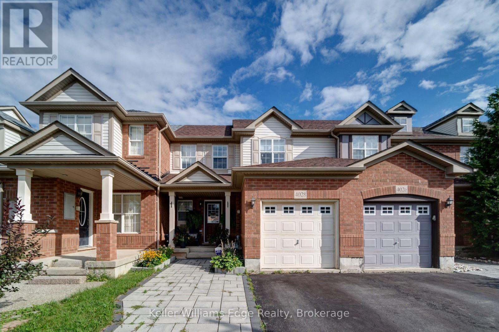 4028 Donnic Drive, Burlington, Ontario  L7M 0A7 - Photo 2 - W13721648