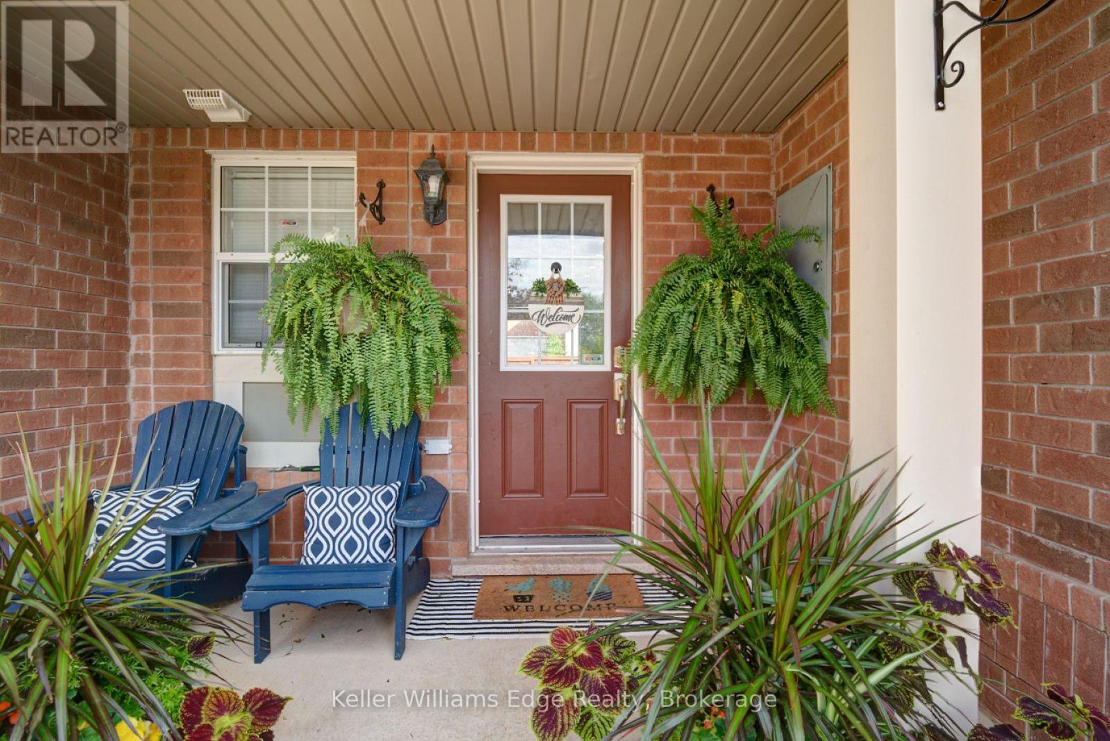 4028 Donnic Drive, Burlington, Ontario  L7M 0A7 - Photo 4 - W13721648