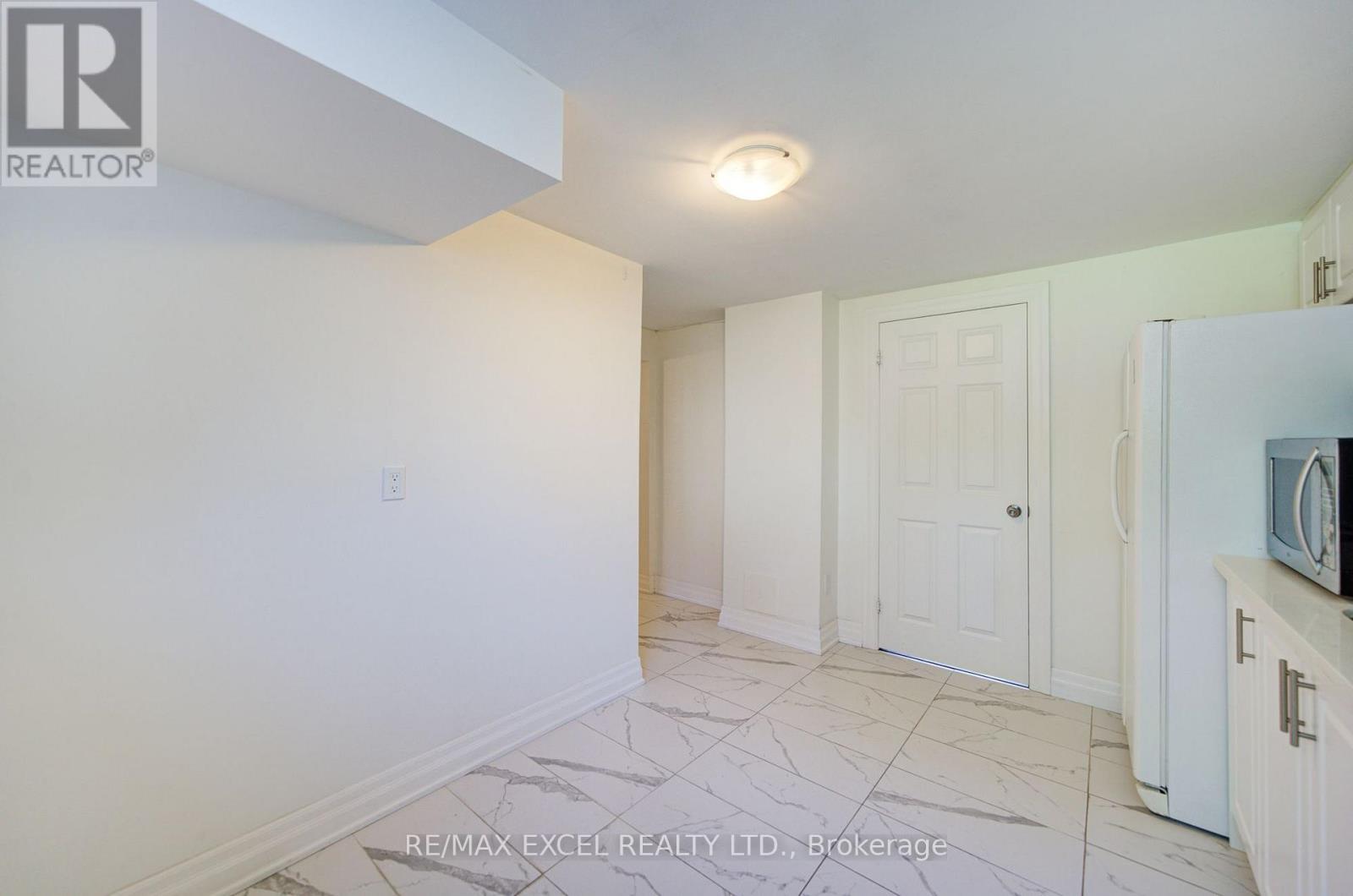 6 Averill Crescent, Toronto, Ontario  M2M 2A9 - Photo 43 - C13721436