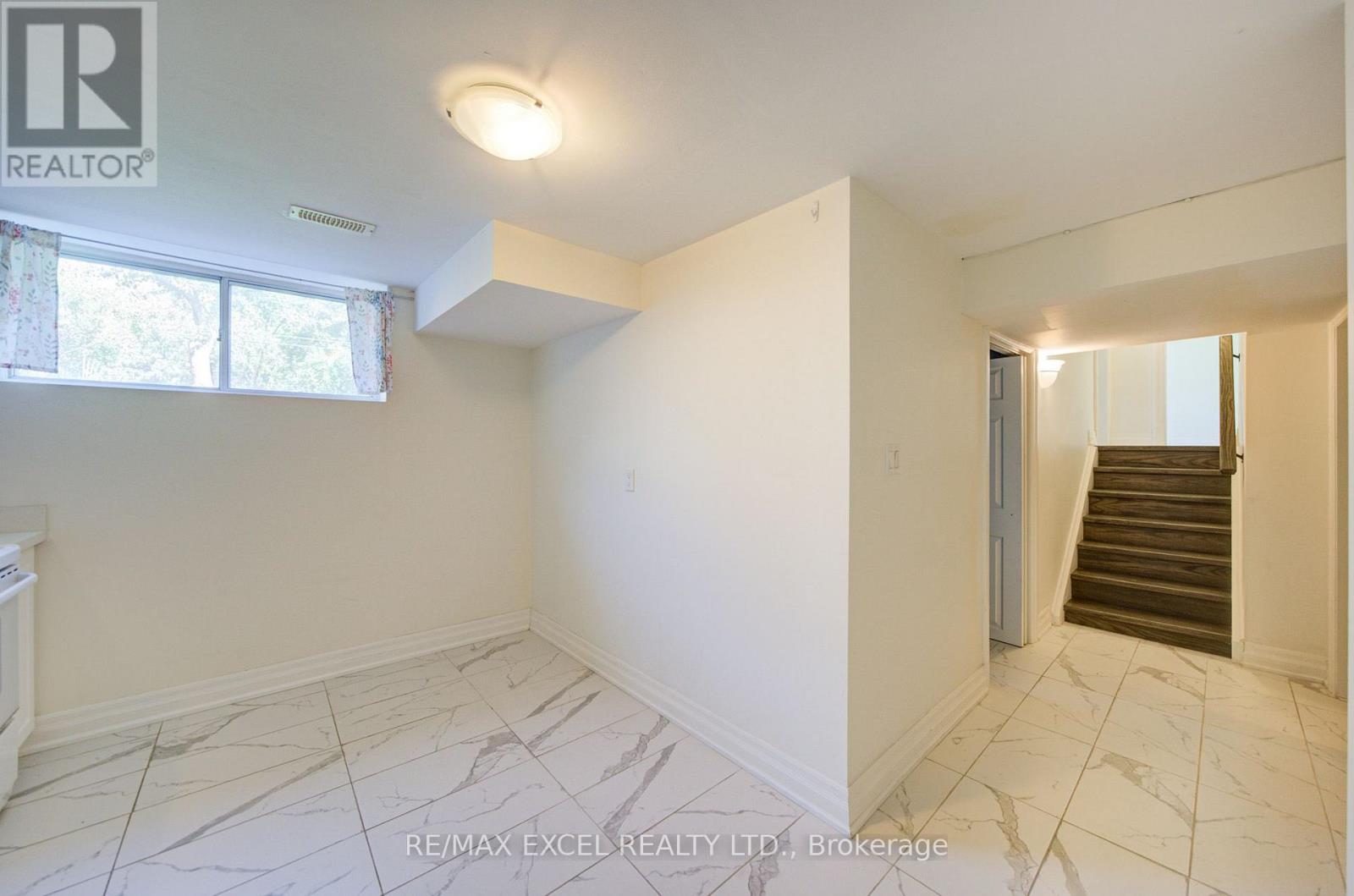 6 Averill Crescent, Toronto, Ontario  M2M 2A9 - Photo 41 - C13721436