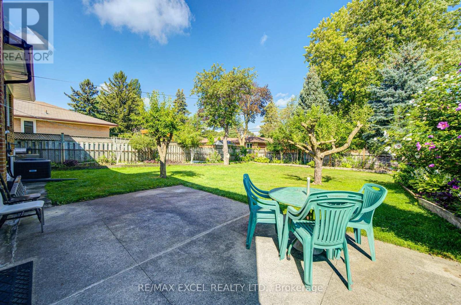 6 Averill Crescent, Toronto, Ontario  M2M 2A9 - Photo 47 - C13721436