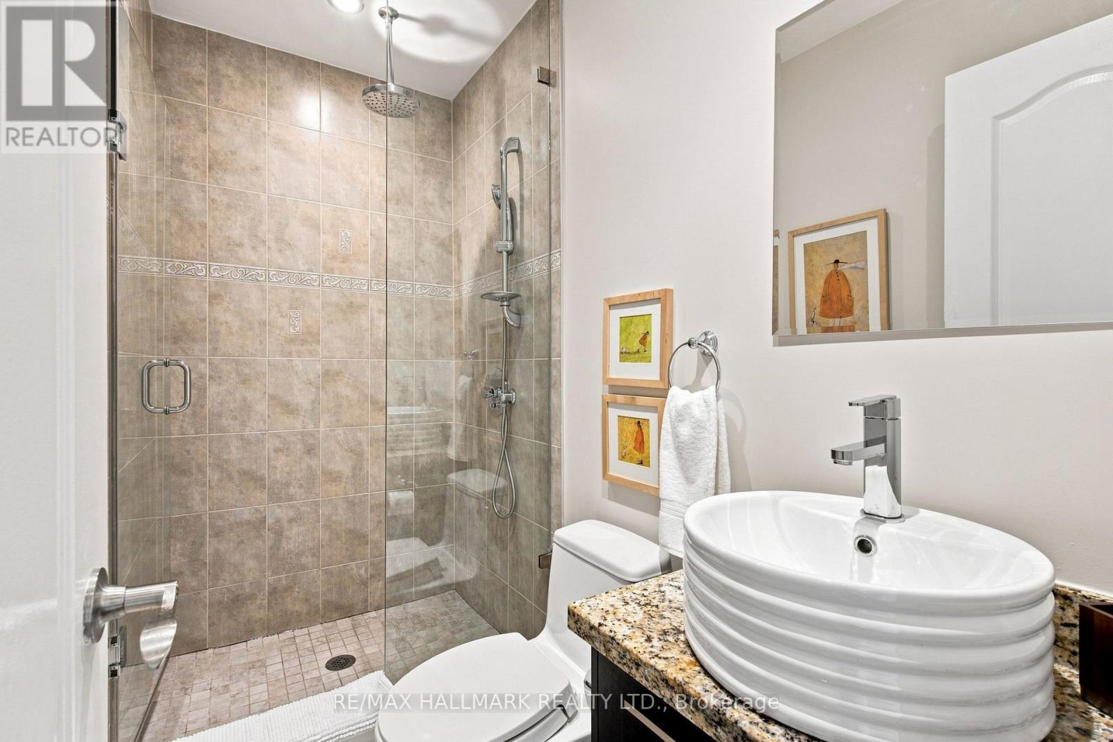 76 Pape Avenue, Toronto, Ontario  M4M 2V6 - Photo 31 - E13720526