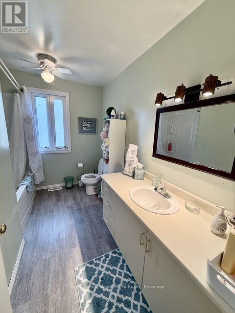3 Cedar Avenue, Temagami, Ontario  P0H 2H0 - Photo 12 - X13721590
