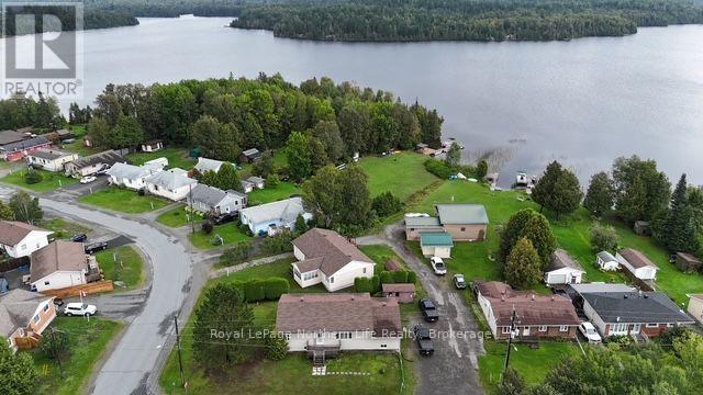 3 Cedar Avenue, Temagami, Ontario  P0H 2H0 - Photo 2 - X13721590