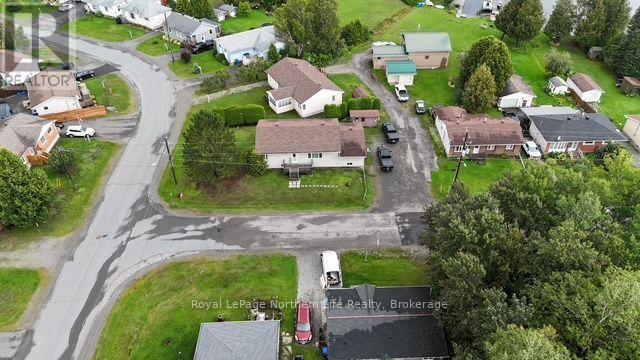3 Cedar Avenue, Temagami, Ontario  P0H 2H0 - Photo 3 - X13721590
