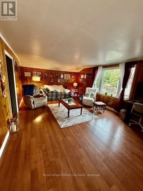 3 Cedar Avenue, Temagami, Ontario  P0H 2H0 - Photo 4 - X13721590