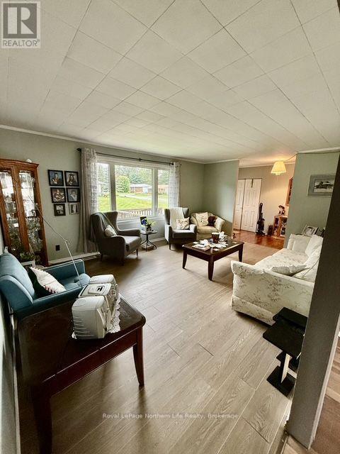 3 Cedar Avenue, Temagami, Ontario  P0H 2H0 - Photo 8 - X13721590