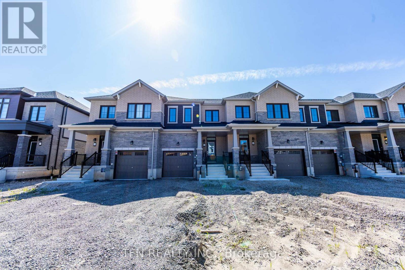 385 STARLIGHT AVENUE, Woolwich, Ontario