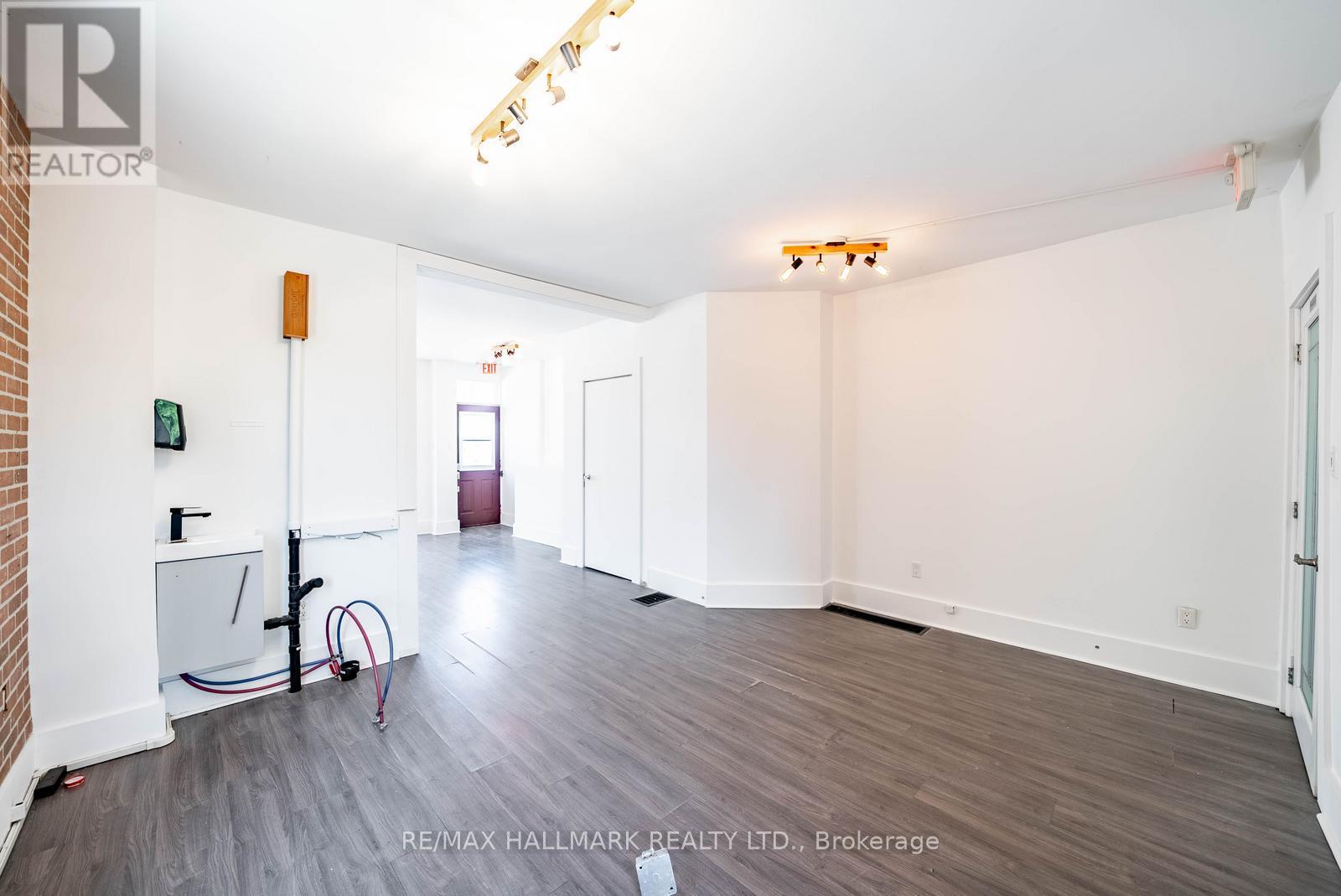 Main - 6395 Main Street, Whitchurch-Stouffville, Ontario  L4A 1G4 - Photo 16 - N13498396
