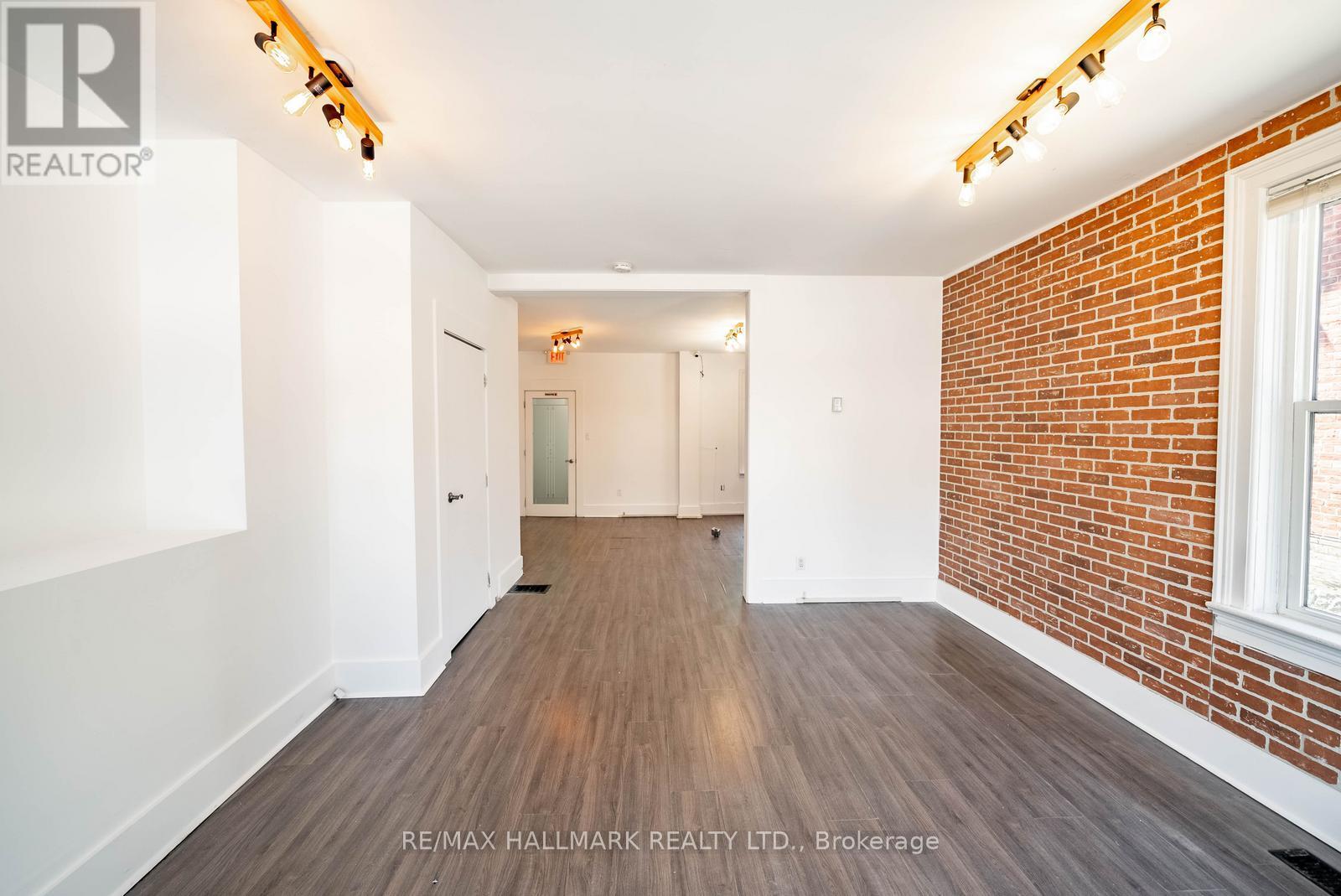 Main - 6393 Main Street, Whitchurch-Stouffville, Ontario  L4A 1G4 - Photo 5 - N13494038