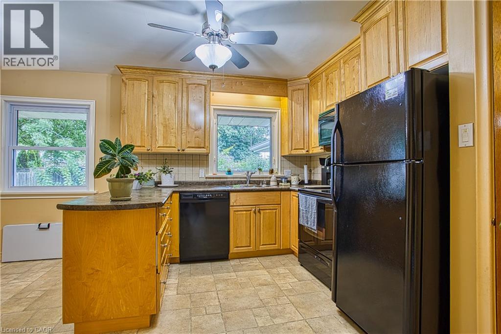 6 Cherrywood Avenue, Grimsby, Ontario  L3M 2N1 - Photo 11 - 40857389